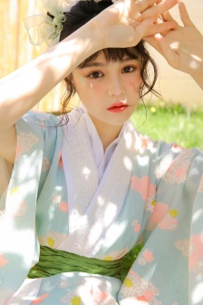 日产精品卡一卡二卡三的概述